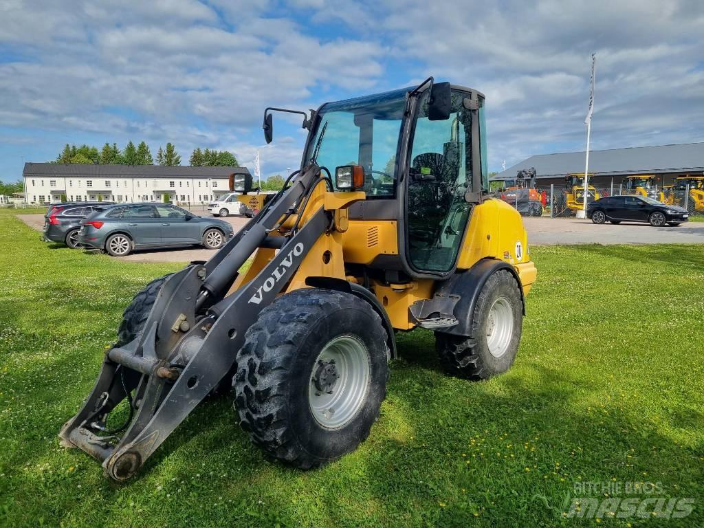 Volvo L25B Skid steer mini nakladalci