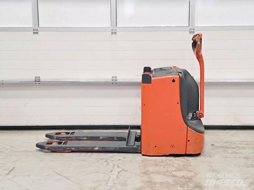 Linde T16L Električni nizko dvižni viličar