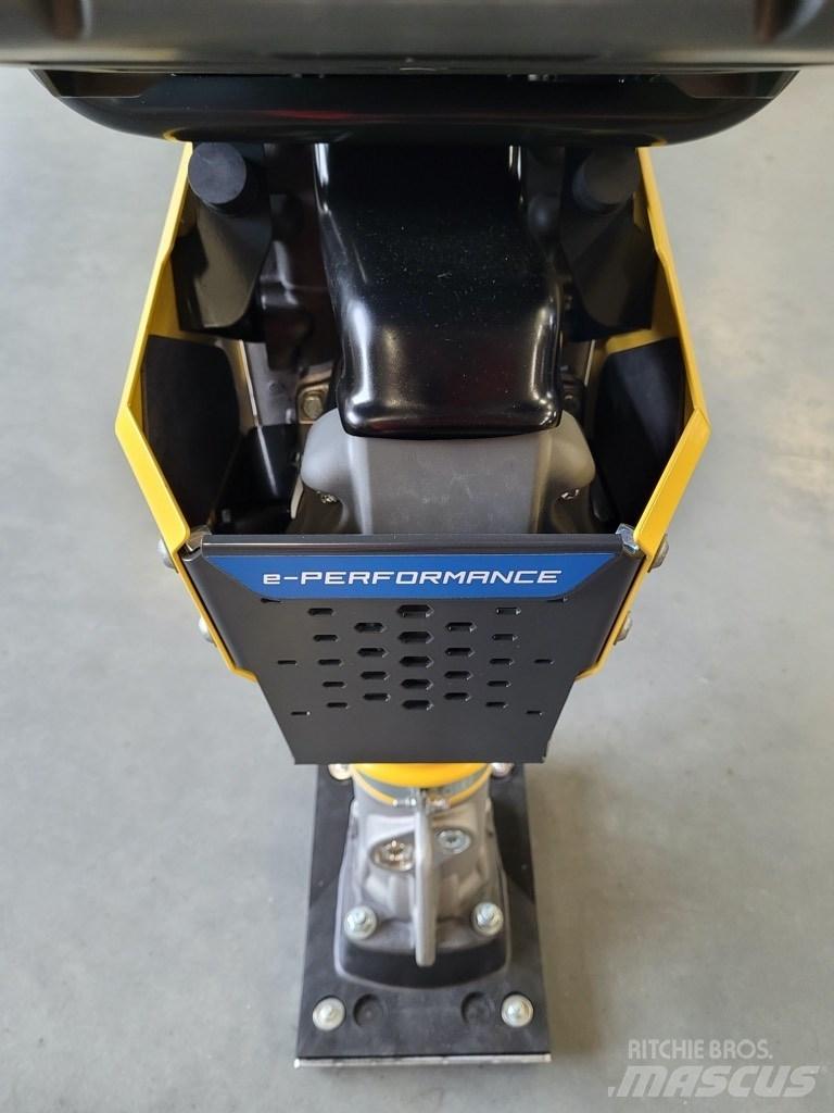Bomag BT 60e Vibro plošče