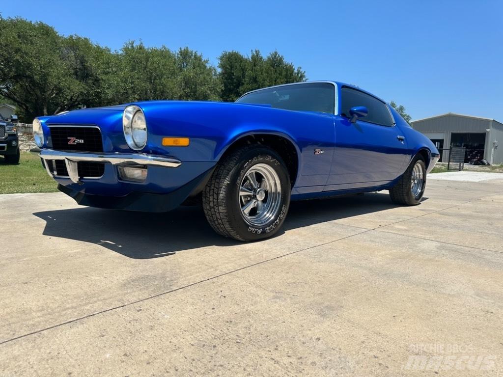 Chevrolet Camaro Avtomobili