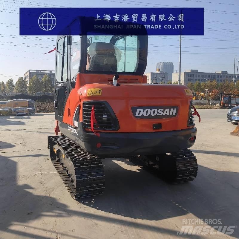 Doosan DX 60 Mini bagri <7t
