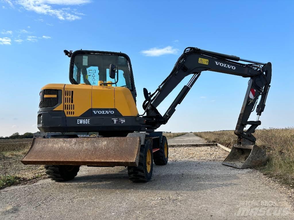 Volvo EW 60 E Bagri na kolesih