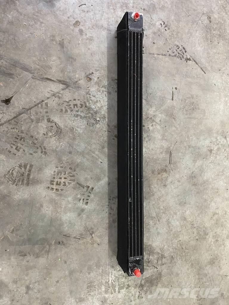 Liebherr A934C Radiatorji