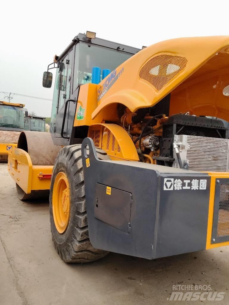 XCMG XS 203 J Enojni valjarji