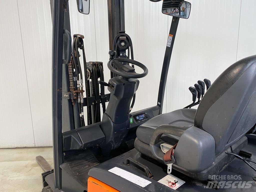 Doosan B25X-7 Električni viličarji
