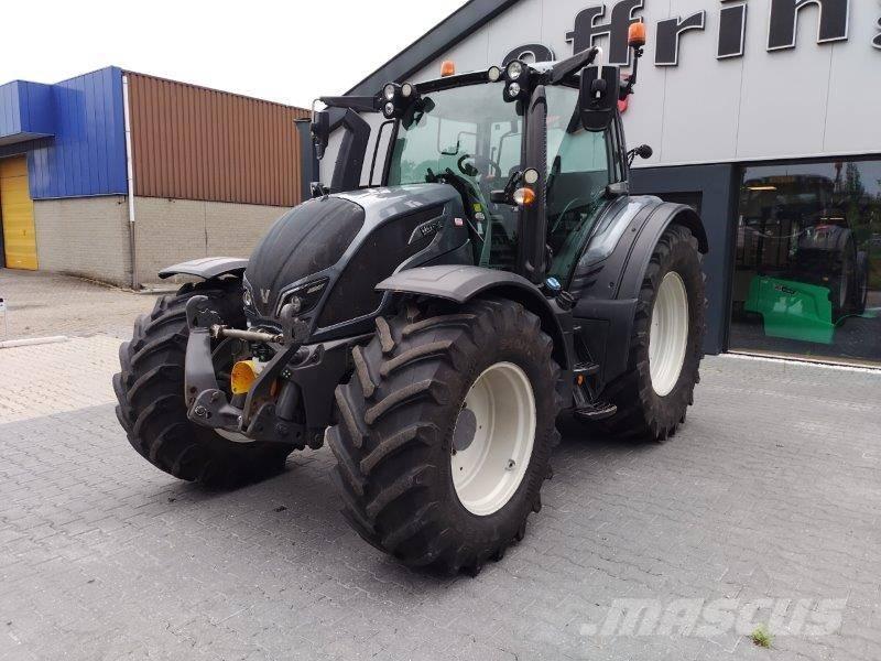 Valtra N174 V Traktorji
