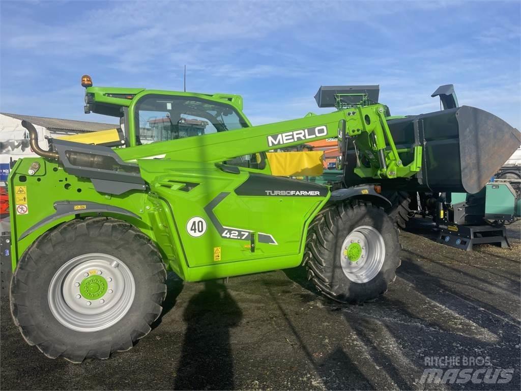 Merlo TF 42.7 CS Kmetijski teleskopski nakladalci
