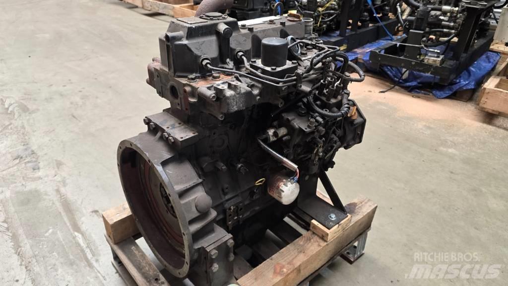 Yanmar 4TNV98 Motorji