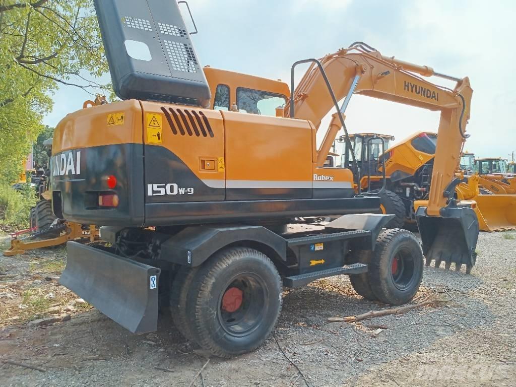 Hyundai 150W-9 Bagri goseničarji