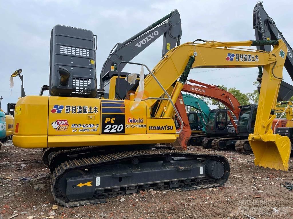 Komatsu PC 220 Bagri goseničarji