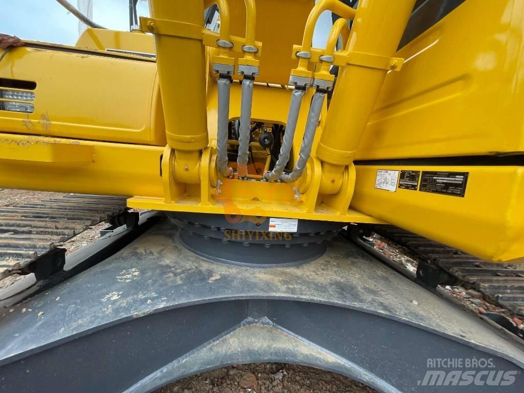 Komatsu PC 220 Bagri goseničarji
