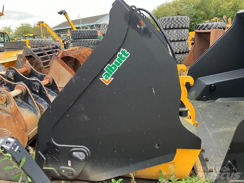 Volvo L 120 F Kolesni nakladalci