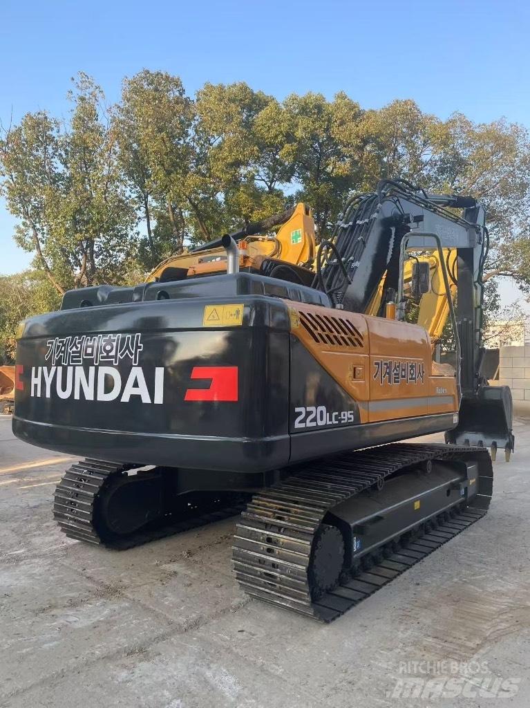 Hyundai 220LC-9S Bagri goseničarji