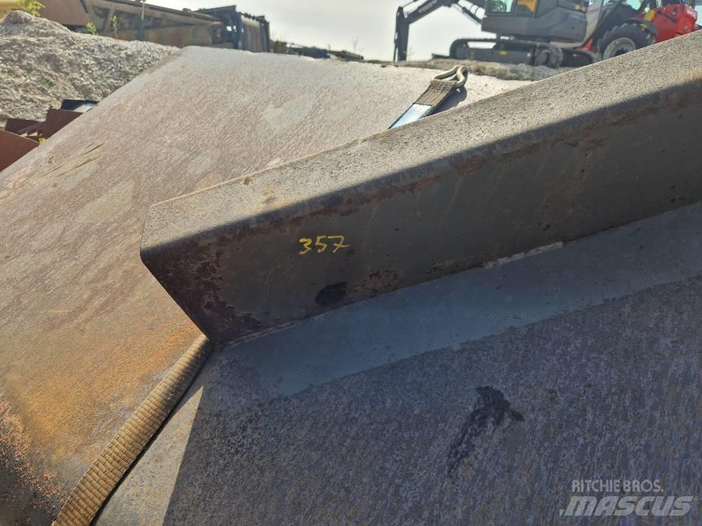 Volvo L 180 Žlice