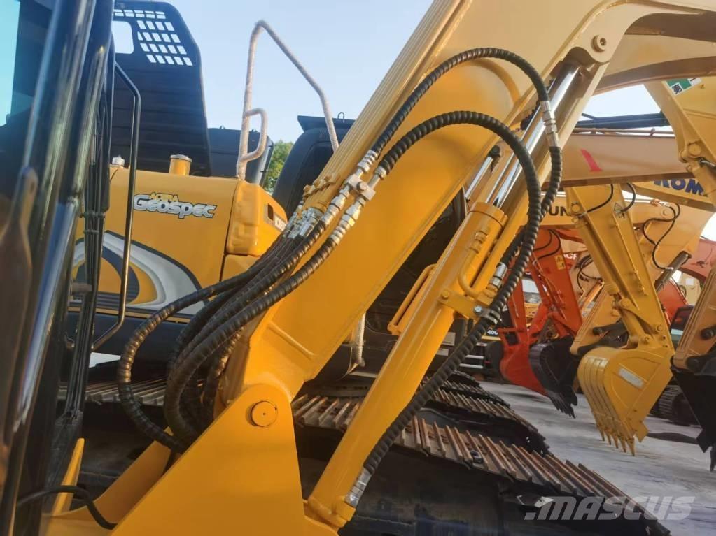 Komatsu PC 56 Bagri goseničarji