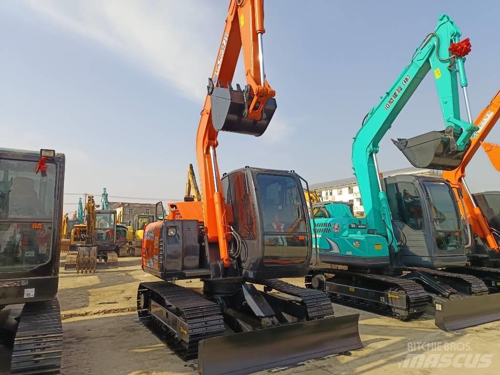Hitachi ZX 70 Midi bagri 7t – 12t