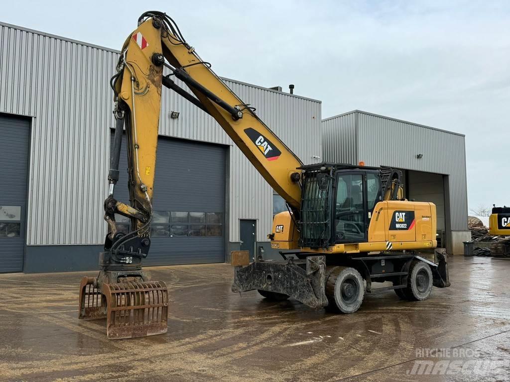 CAT MH3022 Posebni bagri