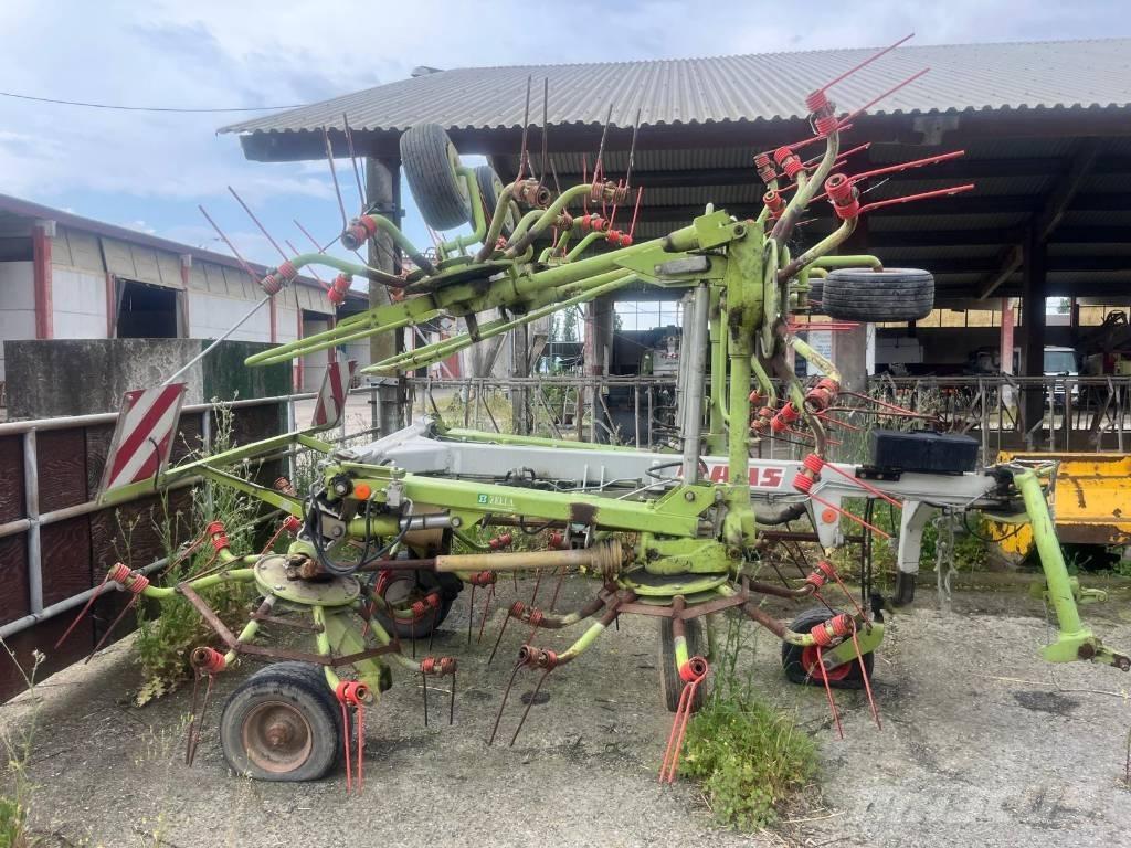 CLAAS Volto 1050 T Obračalniki in zgrabljalniki