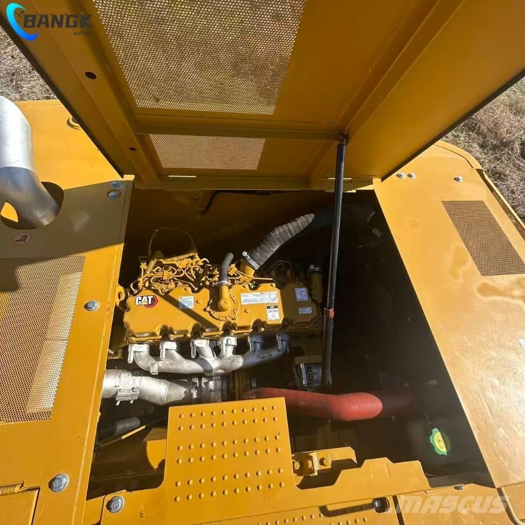 CAT 323 Bagri goseničarji