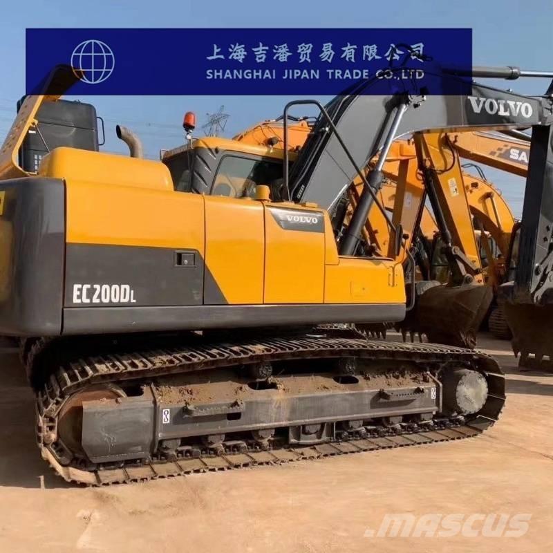 Volvo EC 200 Bagri goseničarji