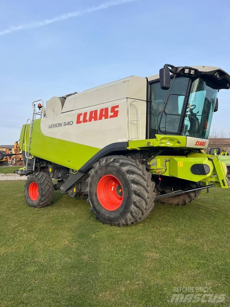 CLAAS LEXION 540 Kombajni