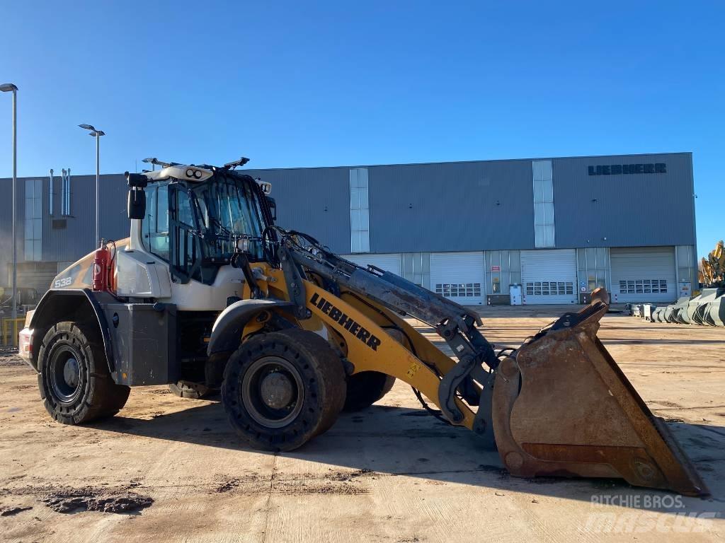 Liebherr L 538 Kolesni nakladalci