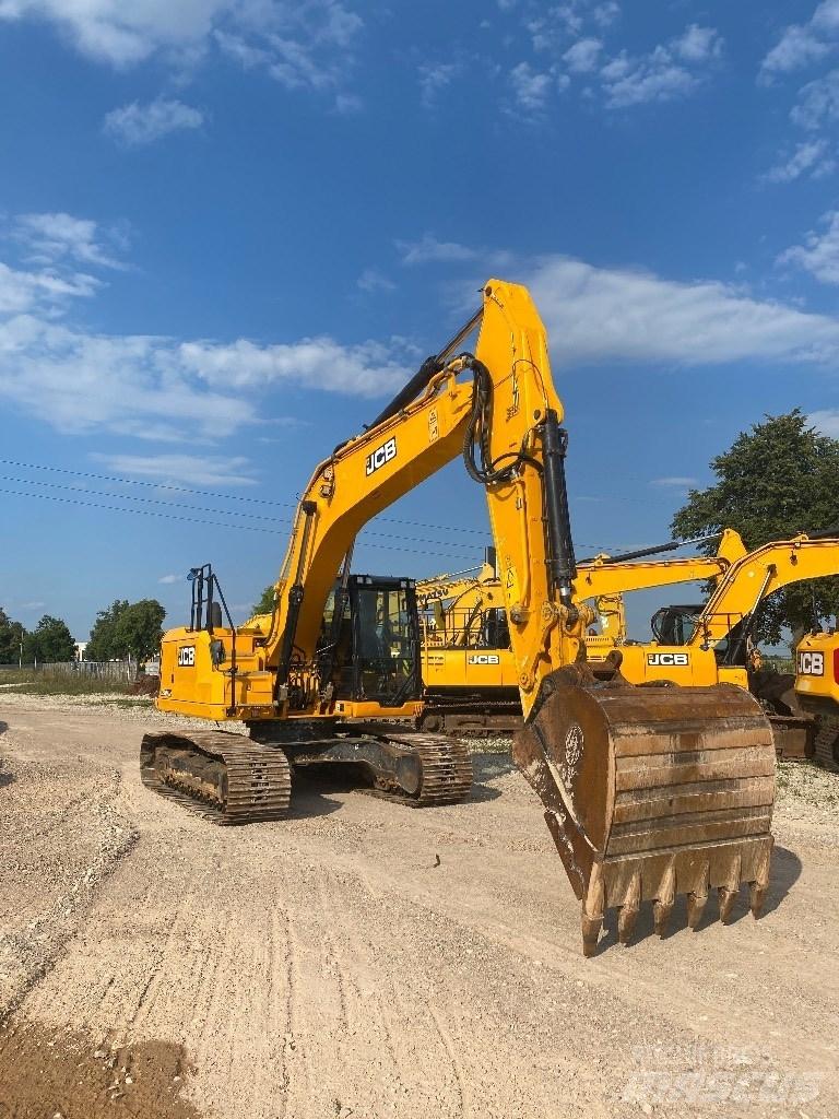 JCB 220 Bagri goseničarji