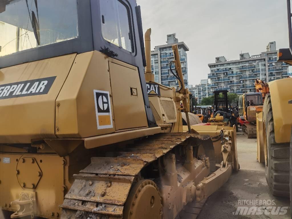 CAT D 6 G Buldožerji goseničarji