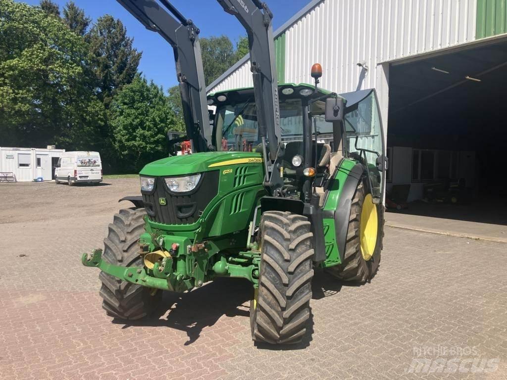 John Deere 6125R Traktorji
