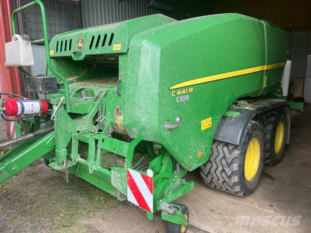 John Deere C 441 R Balirke (okrogle bale)