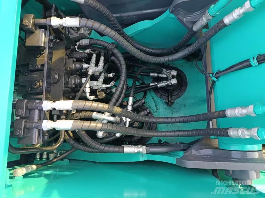 Kobelco SK140 Bagri goseničarji