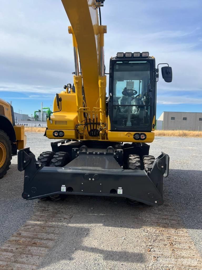 Komatsu PW 180 Bagri na kolesih