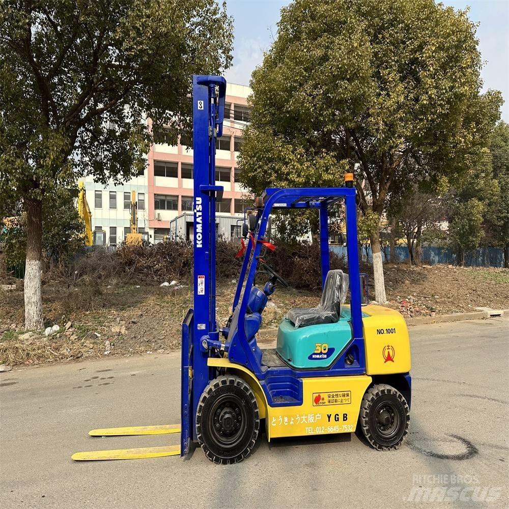 Komatsu FD30-14 Dizelski viličarji