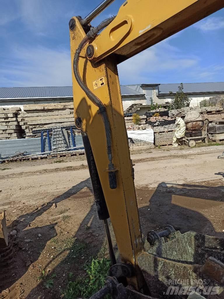 CAT 302.5 C Mini bagri <7t