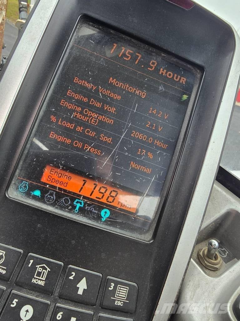 Bobcat E85 Bagri goseničarji