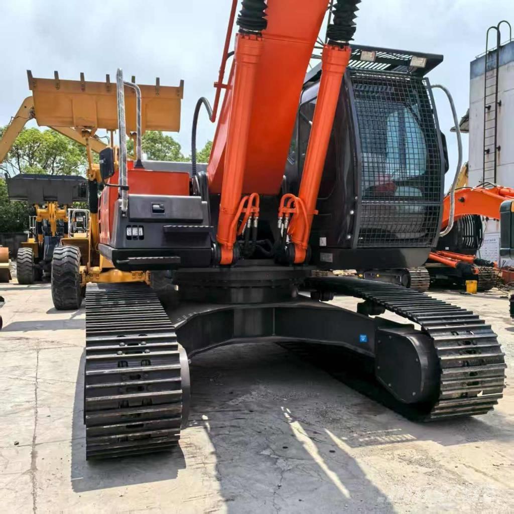 Hitachi ZX 350 H Midi bagri 7t – 12t