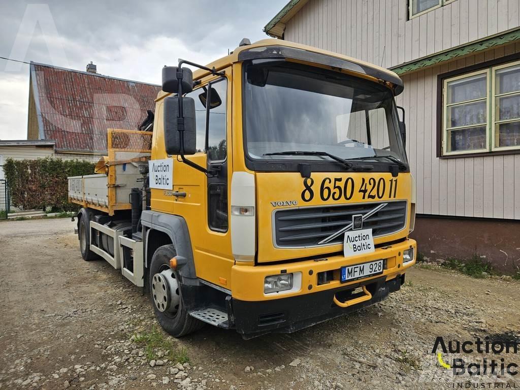 Volvo FL6 250 Tovornjaki s kesonom/platojem