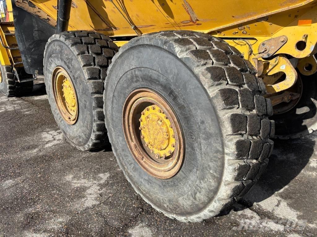 CAT 730 C2 (Tailgate) Zglobni demperji