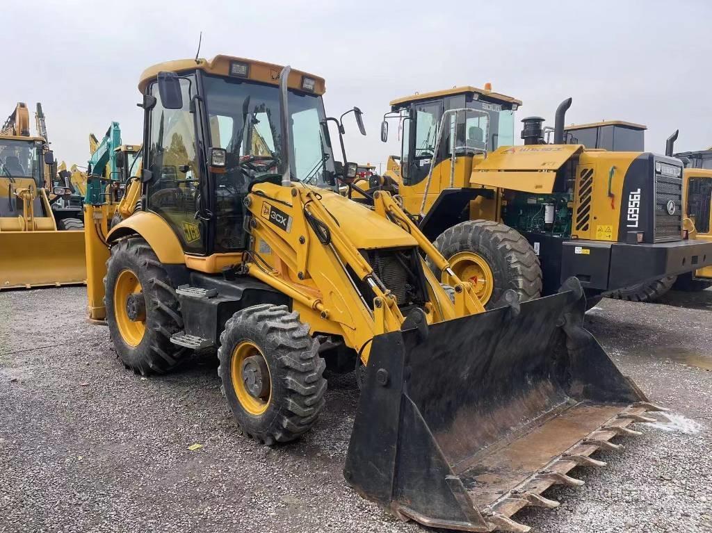 JCB 3CX Kolesni nakladalci
