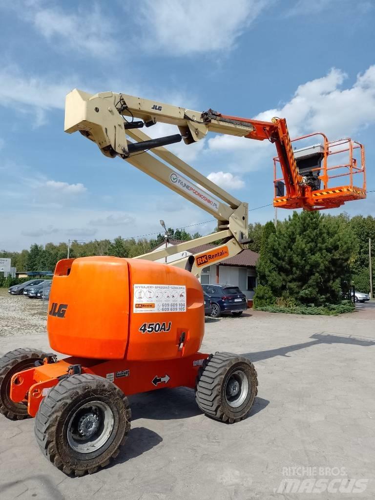 JLG 450 AJ Zglobne dvižne ploščadi