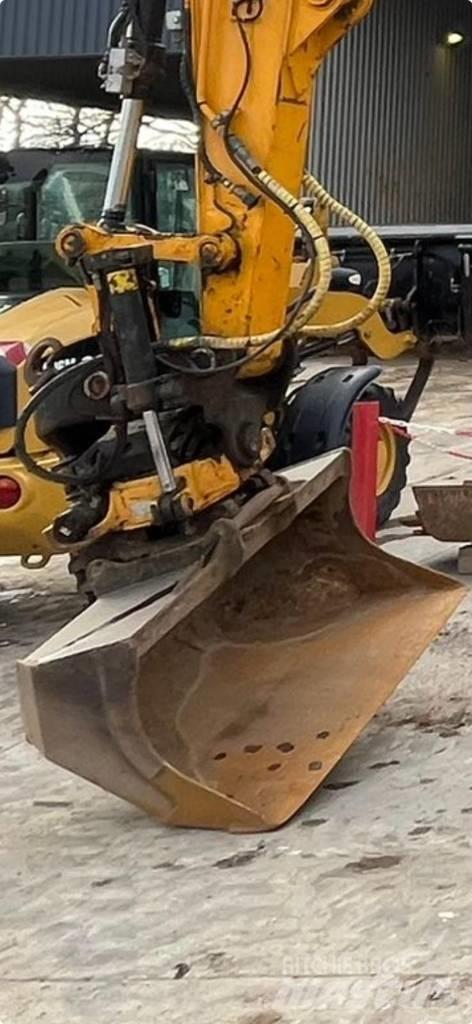 JCB JS 145 W Bagri na kolesih