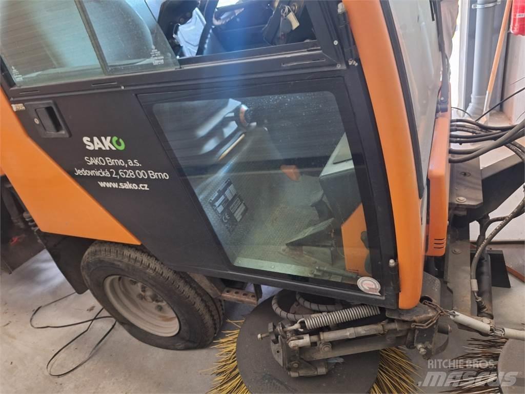 Bucher CC 2000 E2 Gradbeništvo - drugo