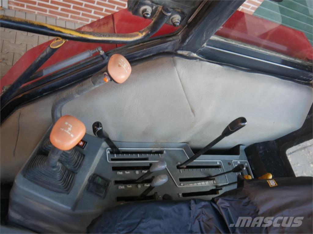 Case IH 4230 2wd Traktorji