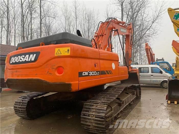 Doosan dx300 Bagri goseničarji