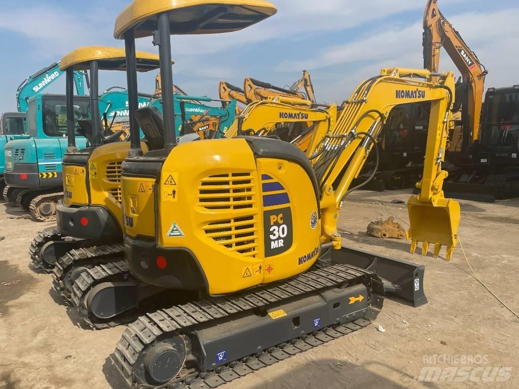 Komatsu PC30 Mini bagri <7t