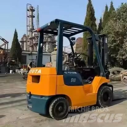 Toyota FD15 Dizelski viličarji