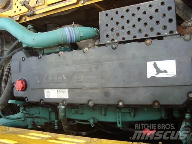Volvo EC 460 B LC Bagri goseničarji