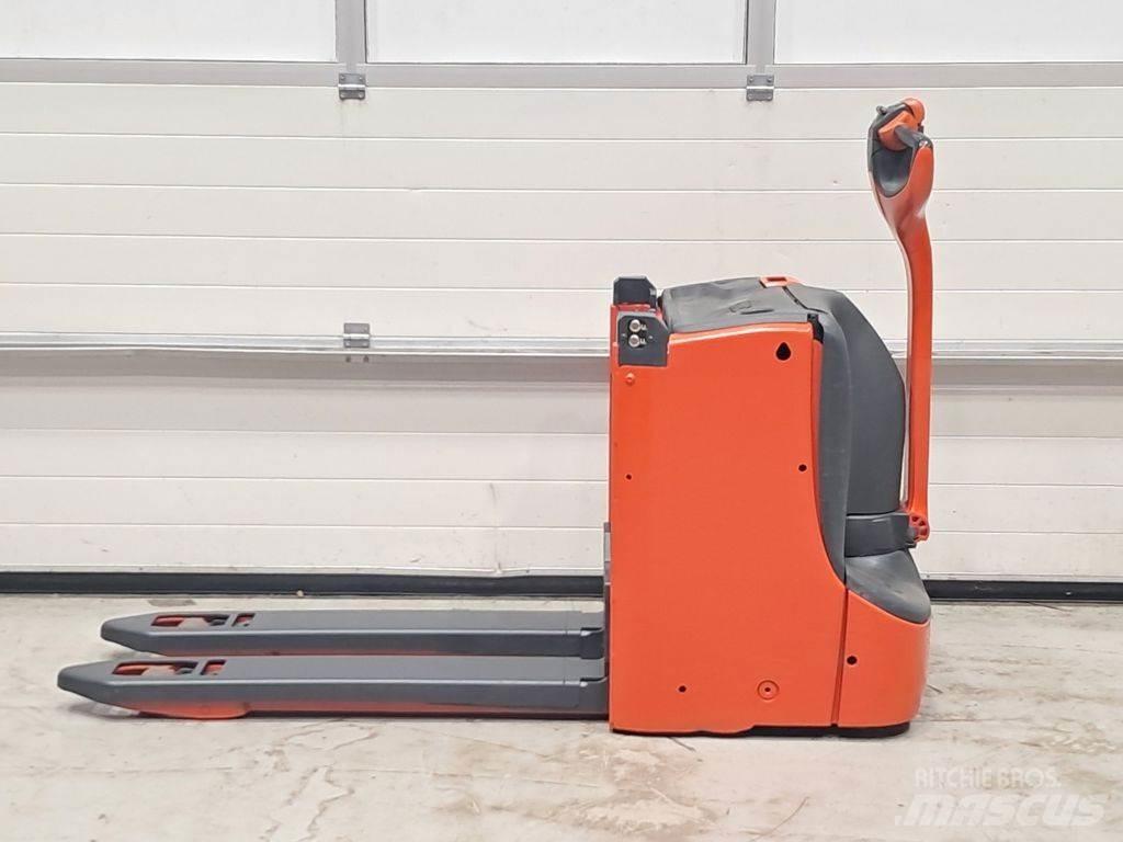 Linde T16L Električni nizko dvižni viličar