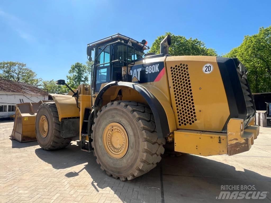 CAT 980 K  q coupler Kolesni nakladalci
