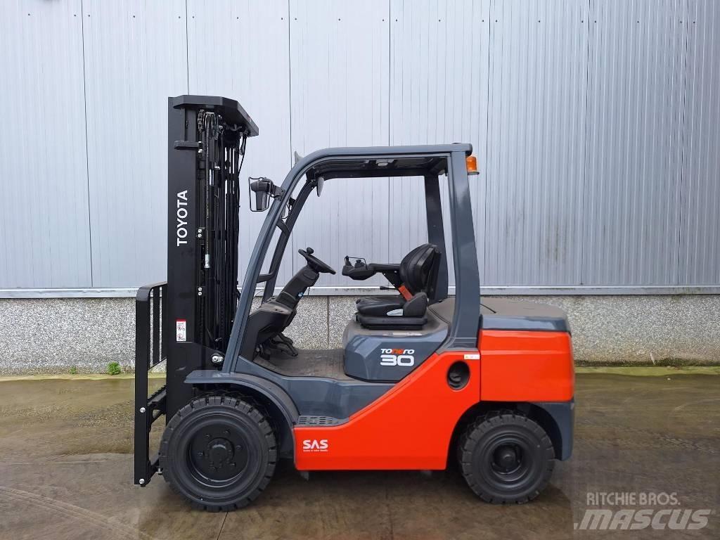 Toyota 52-8 FD F 30 Dizelski viličarji